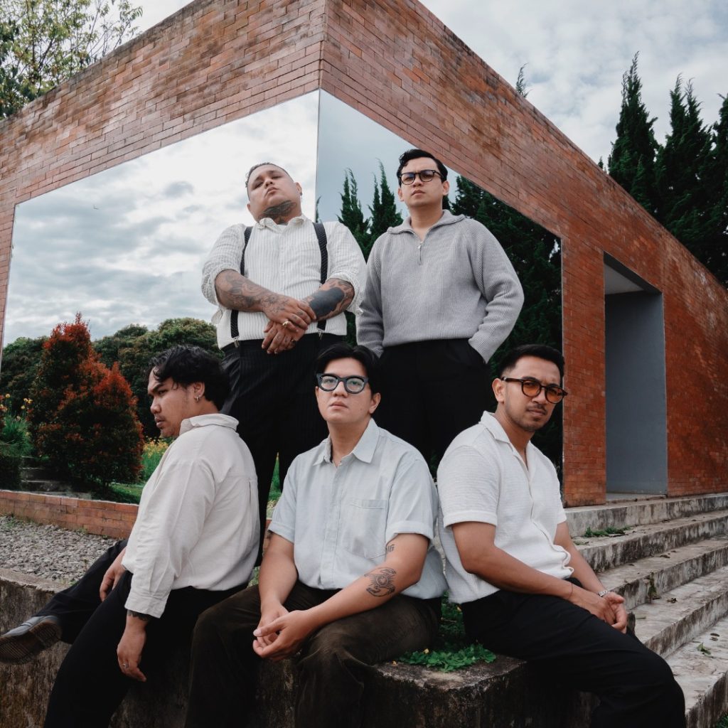 Pvlette Kembali Sajikan Nuansa Emo Pada Rilisan Terbarunya, "Atau Mati Terlebih Dulu"